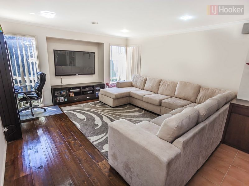 15 Mulberry Pass, Craigieburn VIC 3064