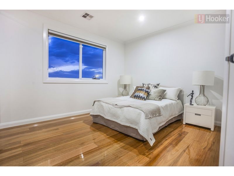 12 Veneto Grove, Greenvale VIC 3059