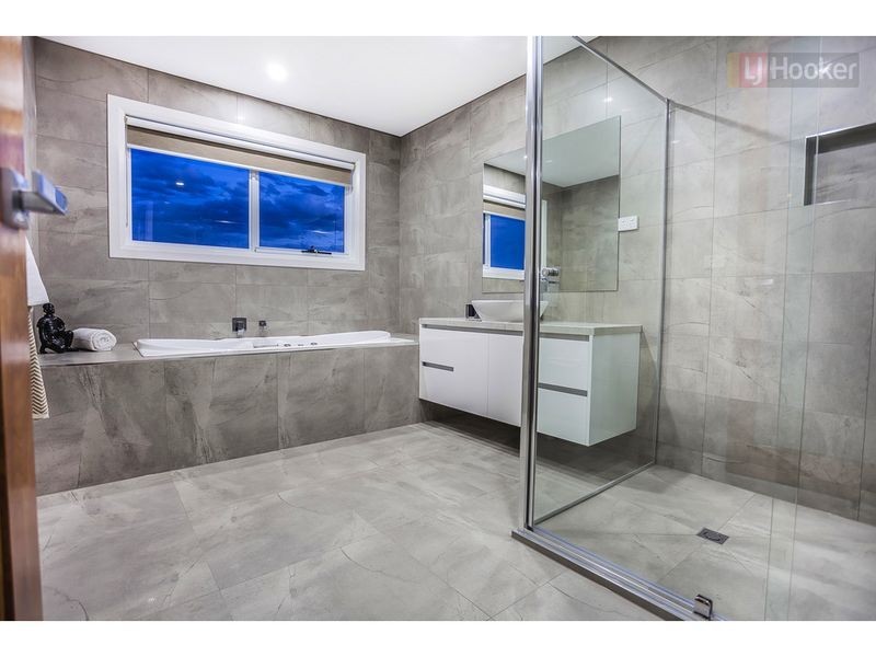 12 Veneto Grove, Greenvale VIC 3059