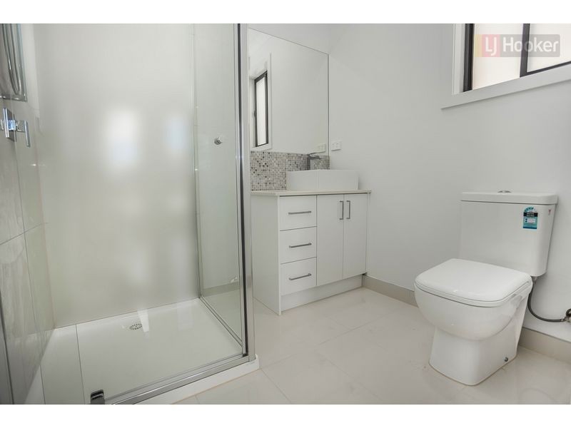 23 Viewmont Avenue, Craigieburn VIC 3064