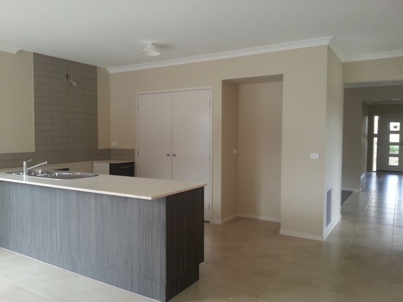 3 Vali Road, Craigieburn VIC 3064