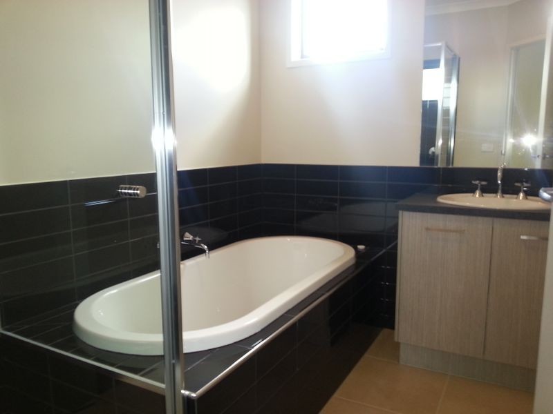 3 Vali Road, Craigieburn VIC 3064