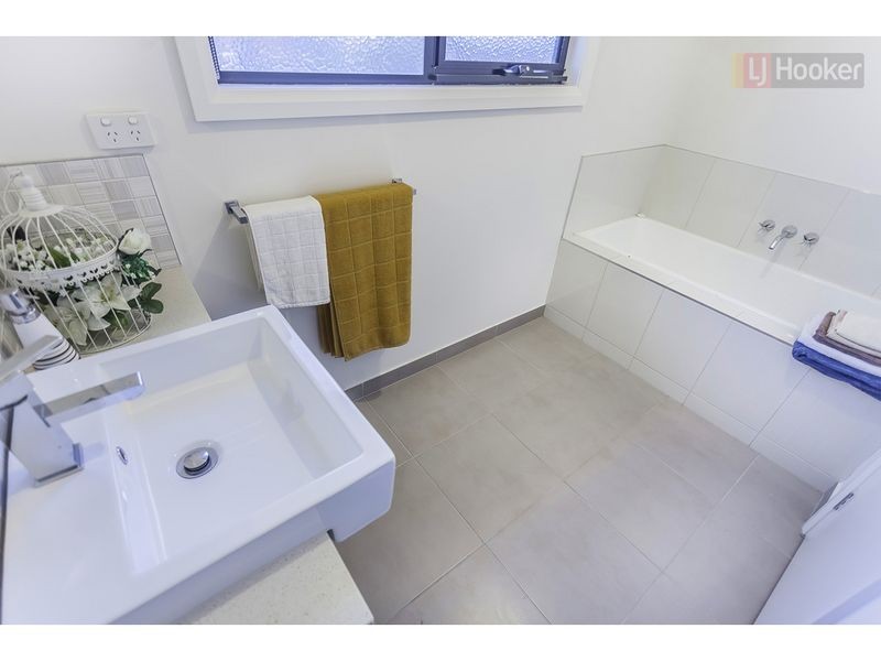 23 Corringa Way, Craigieburn VIC 3064