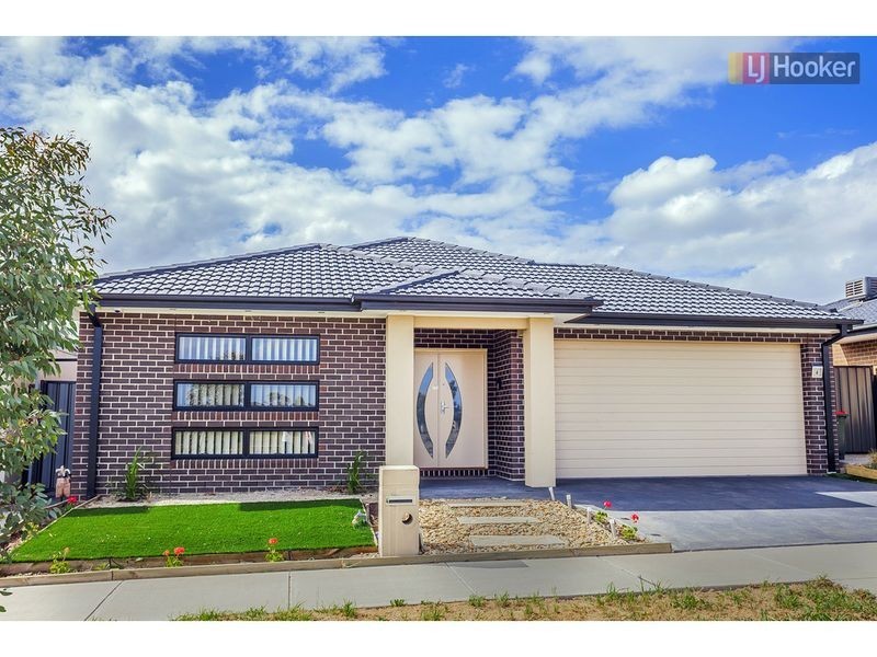 4 Silvergum Way, Craigieburn VIC 3064