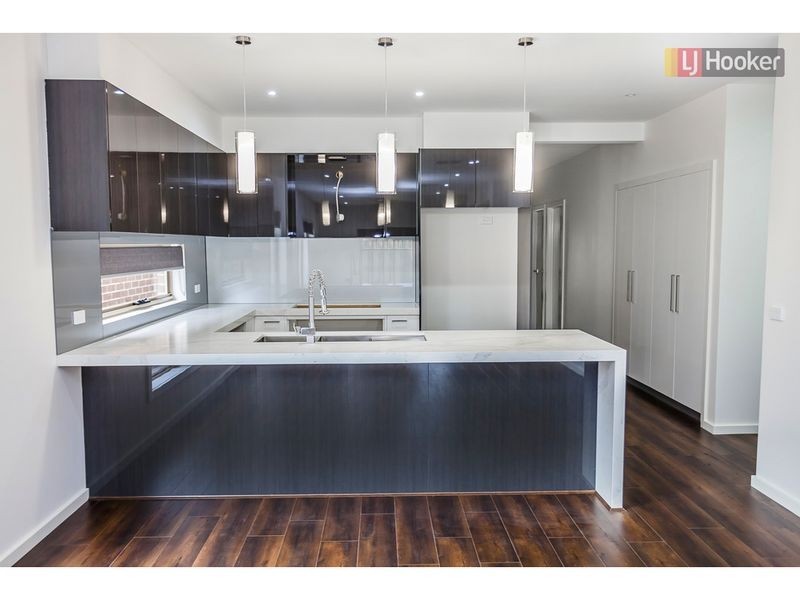 23 Falkland Road, Craigieburn VIC 3064
