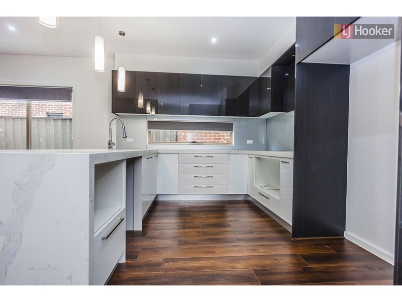 23 Falkland Road, Craigieburn VIC 3064