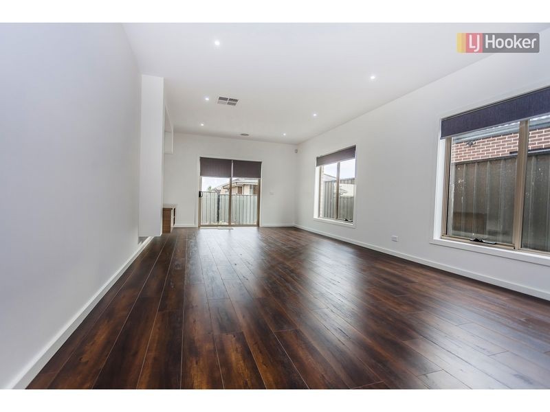 23 Falkland Road, Craigieburn VIC 3064