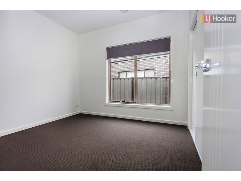 23 Falkland Road, Craigieburn VIC 3064