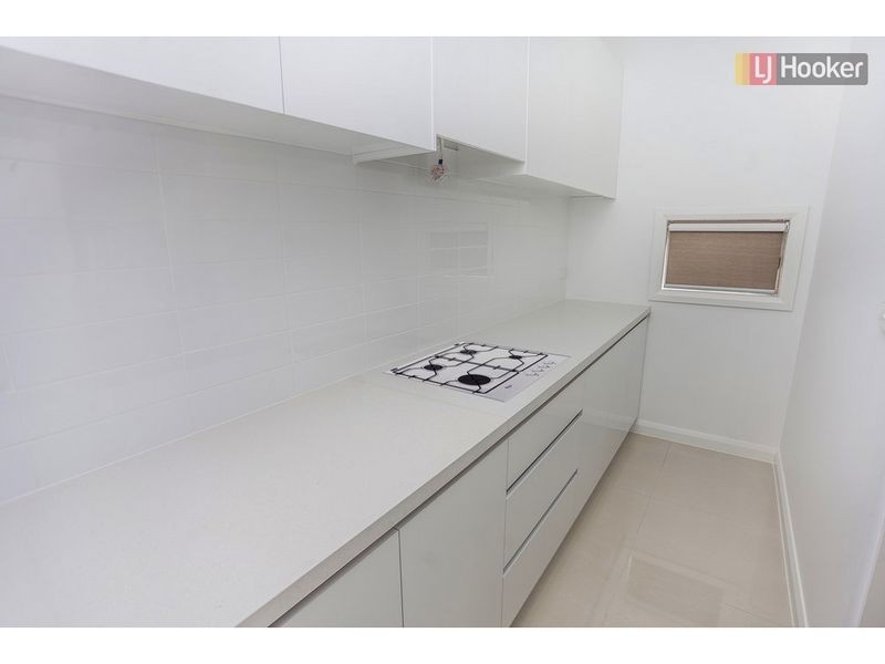 23 Emblem Way, Craigieburn VIC 3064