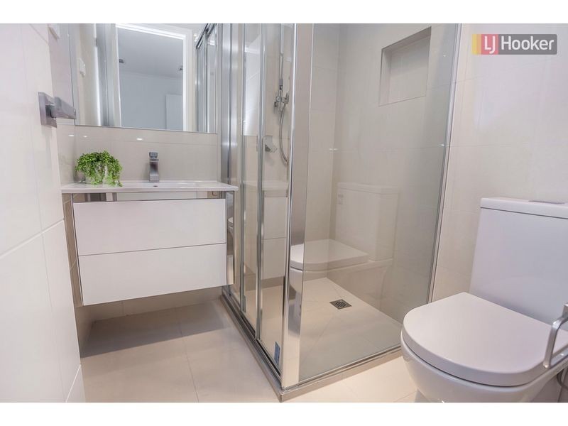 23 Emblem Way, Craigieburn VIC 3064