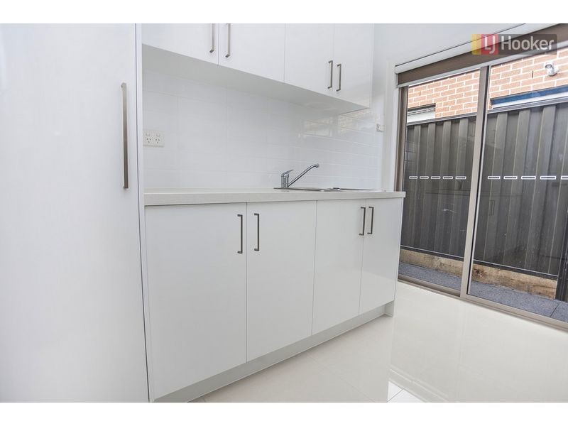 23 Emblem Way, Craigieburn VIC 3064