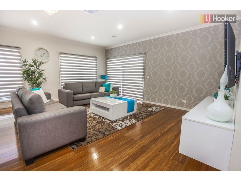 14 Bridgehaven Drive, Craigieburn VIC 3064