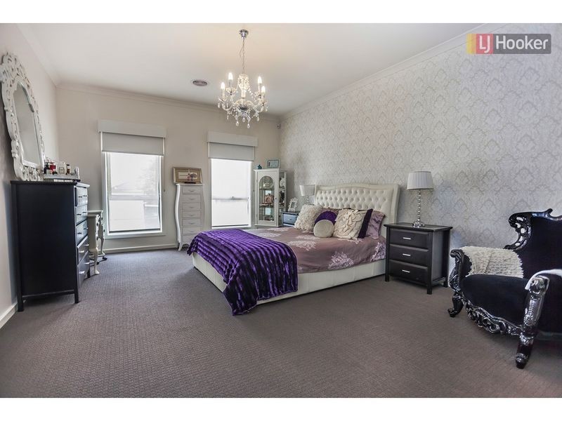 14 Bridgehaven Drive, Craigieburn VIC 3064