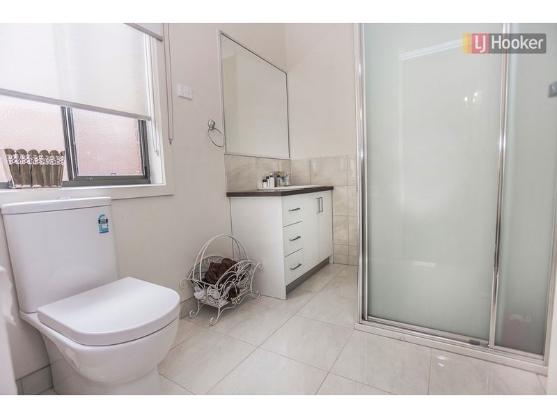 14 Bridgehaven Drive, Craigieburn VIC 3064