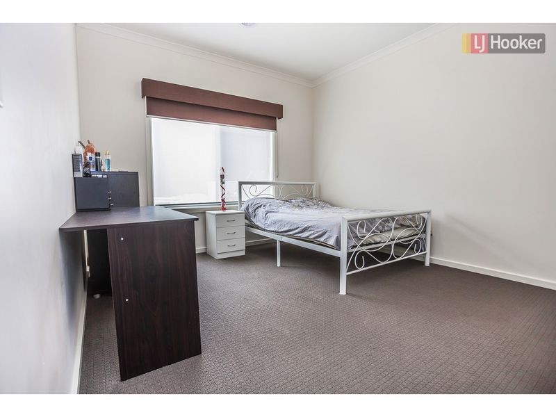 14 Bridgehaven Drive, Craigieburn VIC 3064