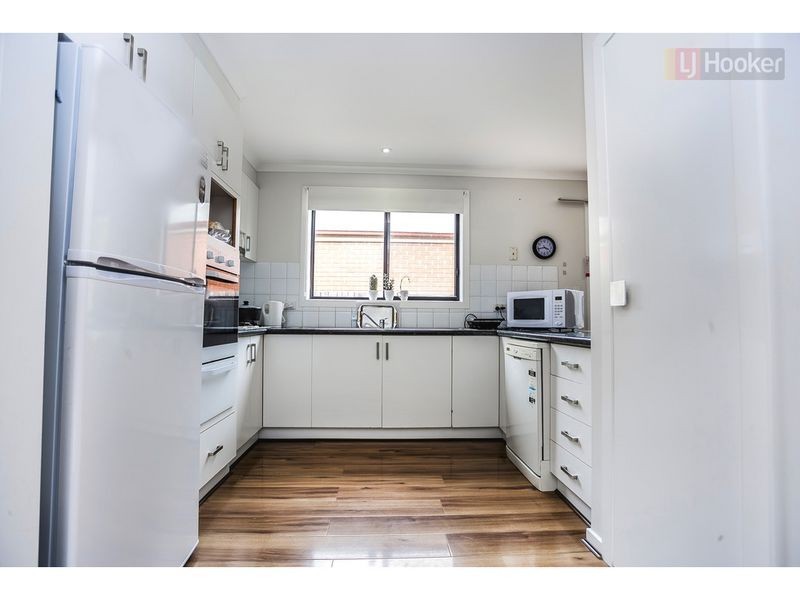9 Addison Way, Roxburgh Park VIC 3064