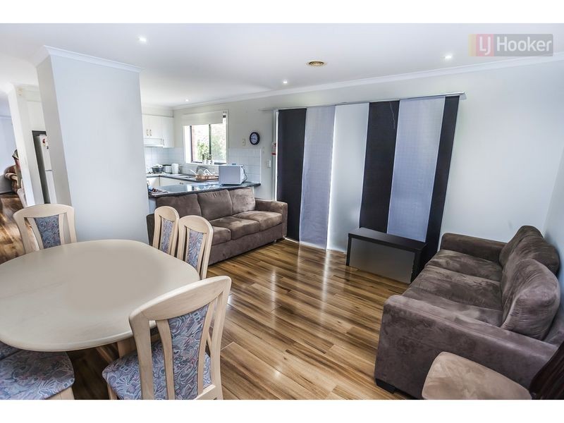 9 Addison Way, Roxburgh Park VIC 3064