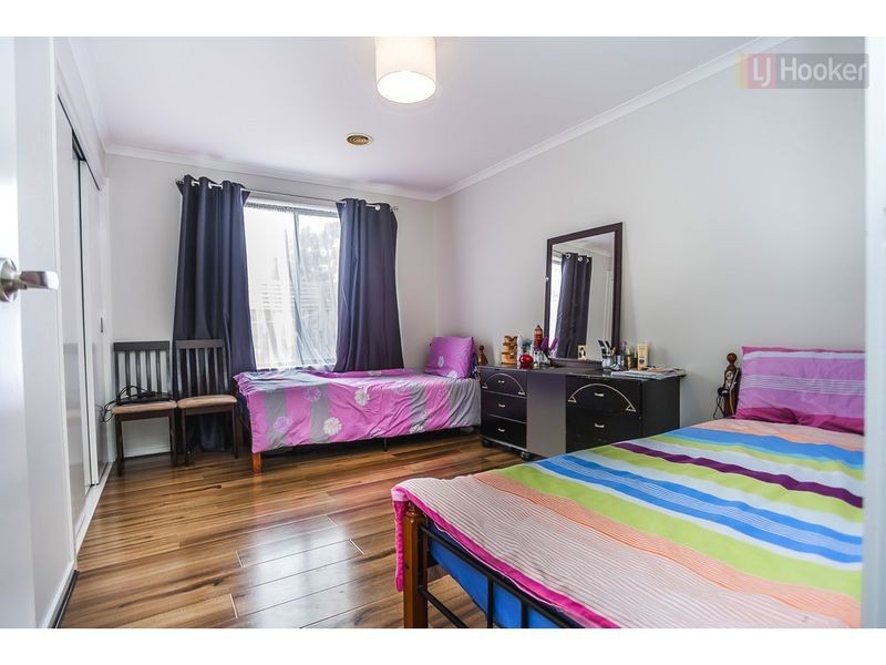 9 Addison Way, Roxburgh Park VIC 3064