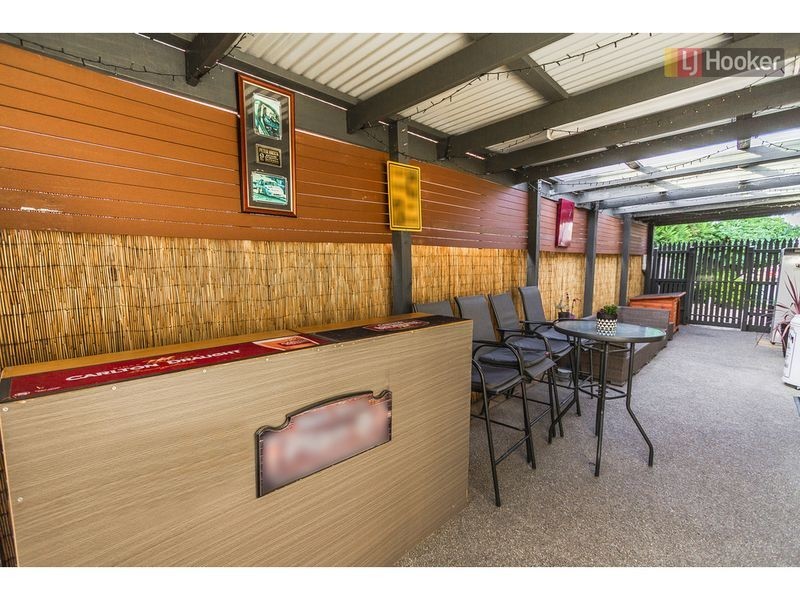 21 Lachlan Cresent, Roxburgh Park VIC 3064