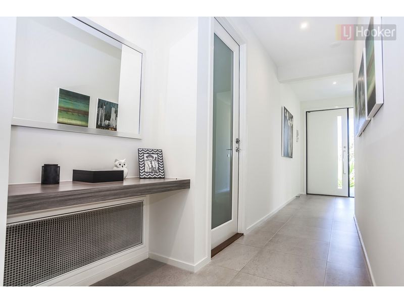 45 Flourish Circuit, Greenvale VIC 3059