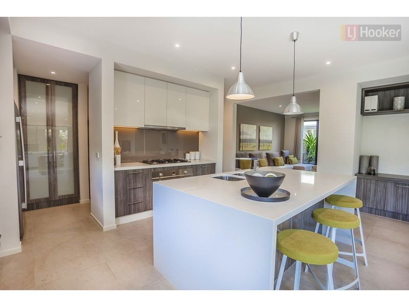 45 Flourish Circuit, Greenvale VIC 3059