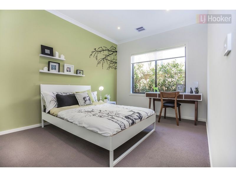 45 Flourish Circuit, Greenvale VIC 3059