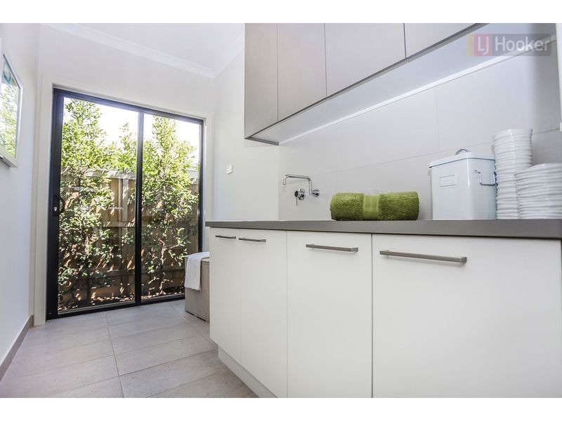 45 Flourish Circuit, Greenvale VIC 3059