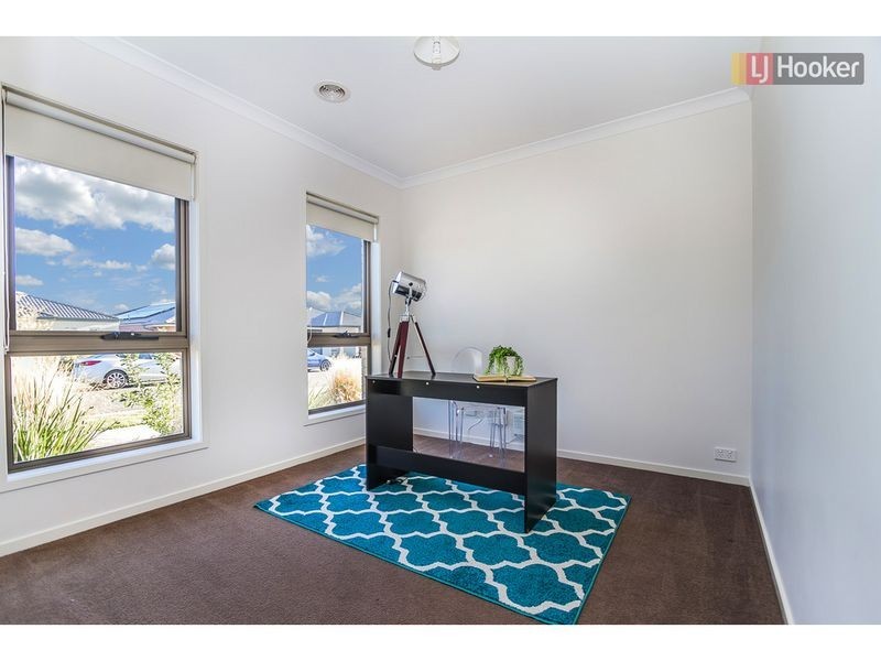 30 Jonesfield Street, Craigieburn VIC 3064