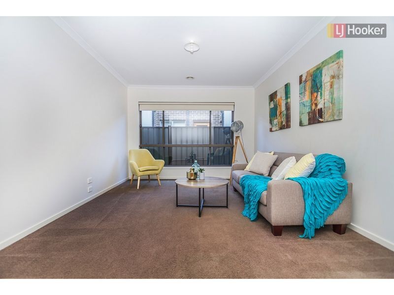 30 Jonesfield Street, Craigieburn VIC 3064