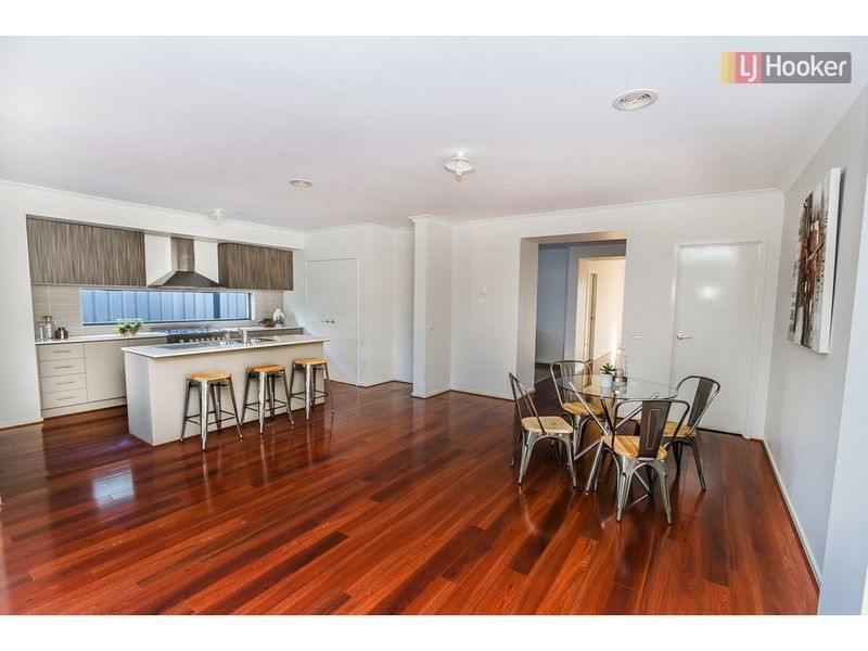 30 Jonesfield Street, Craigieburn VIC 3064