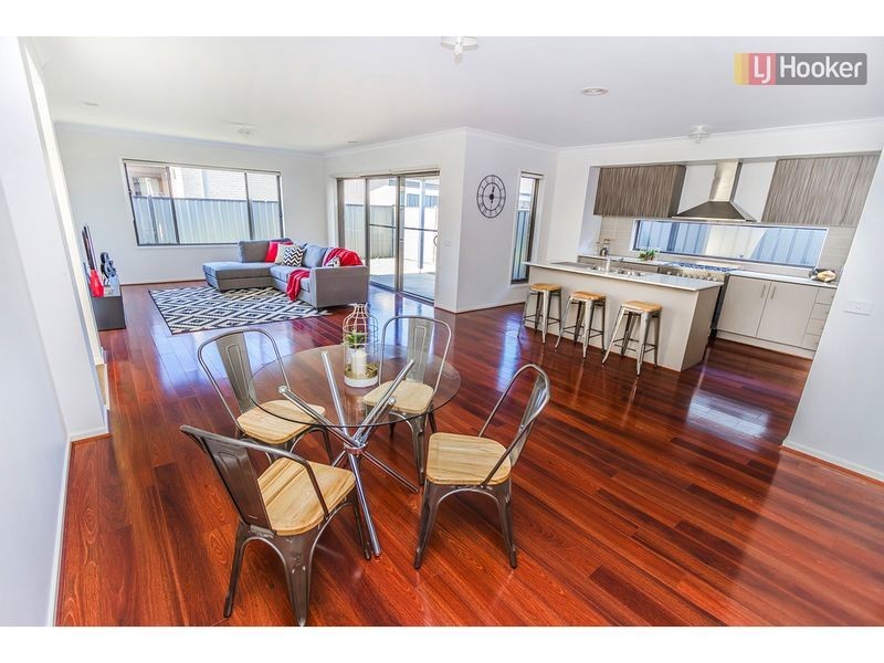 30 Jonesfield Street, Craigieburn VIC 3064