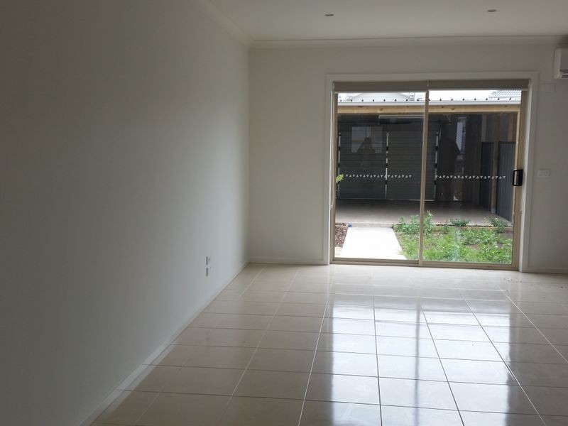 17 Zest Road, Craigieburn VIC 3064