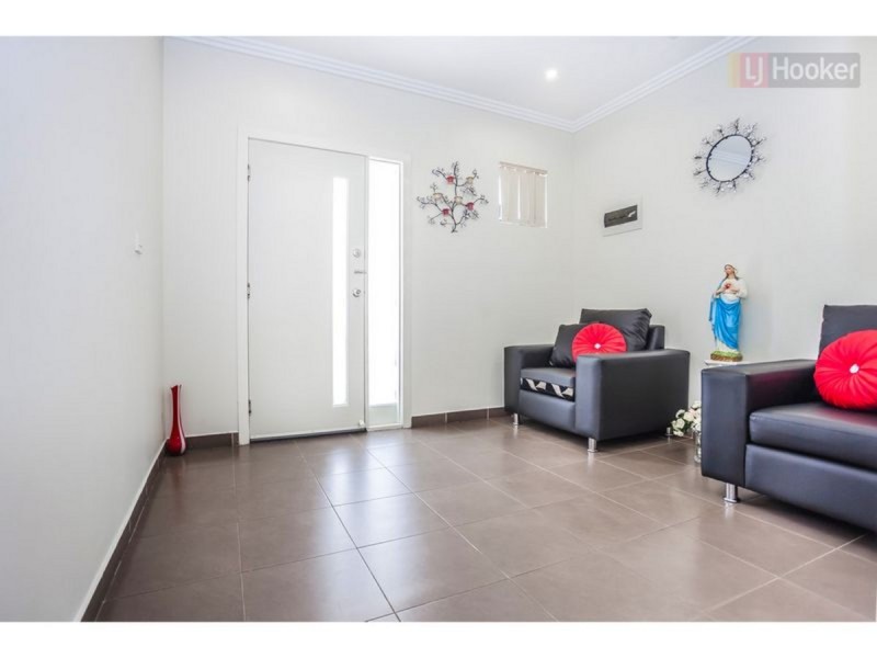 Unit 8/5 Korab Place, Roxburgh Park VIC 3064