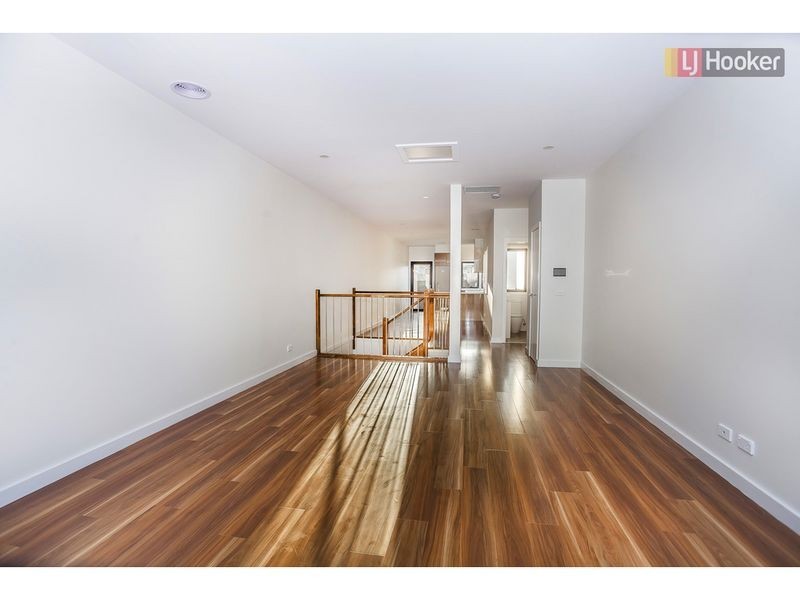 34 Faith Grange, Craigieburn VIC 3064