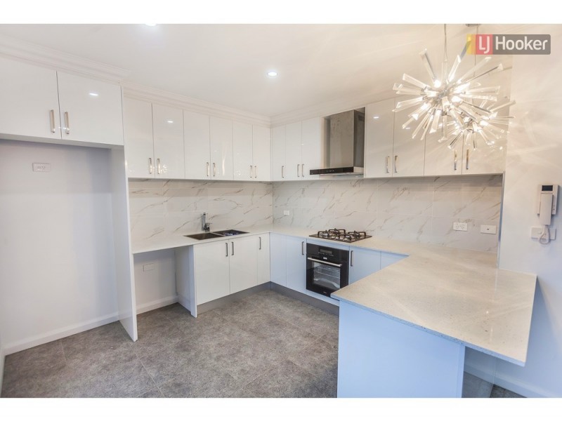 1-3/5 Falmer Place, Craigieburn VIC 3064