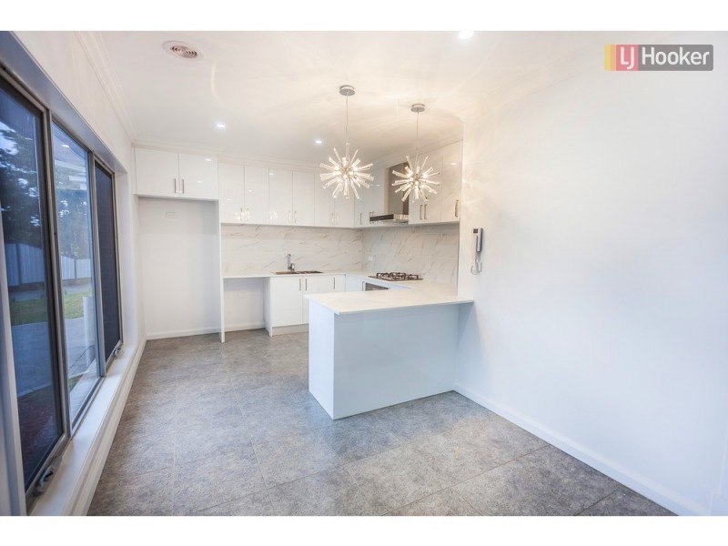 1-3/5 Falmer Place, Craigieburn VIC 3064