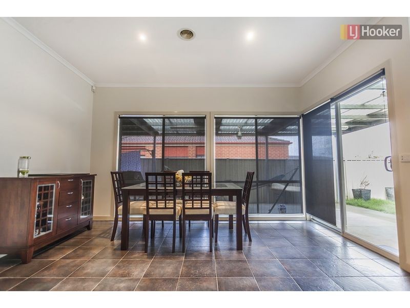 5 Pinehurst Rise, Craigieburn VIC 3064