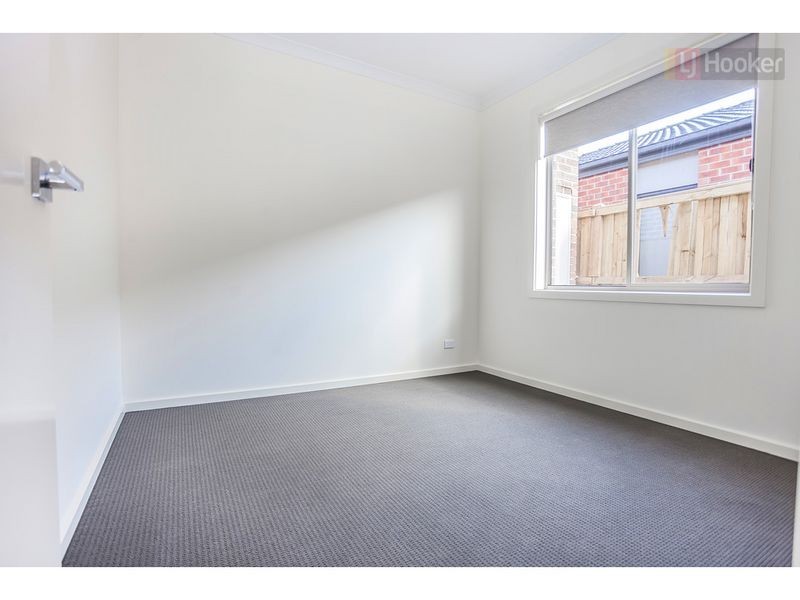 672 Grand Boulevard, Mickleham VIC 3064