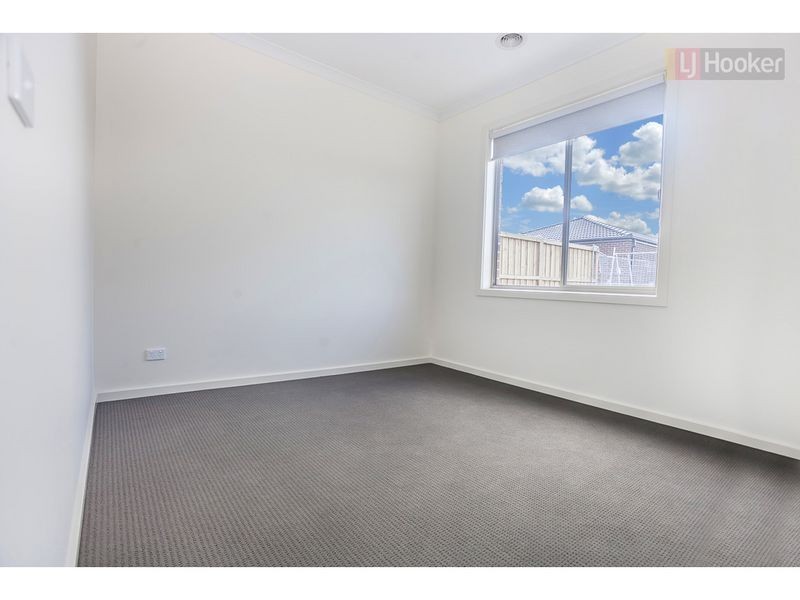 672 Grand Boulevard, Mickleham VIC 3064
