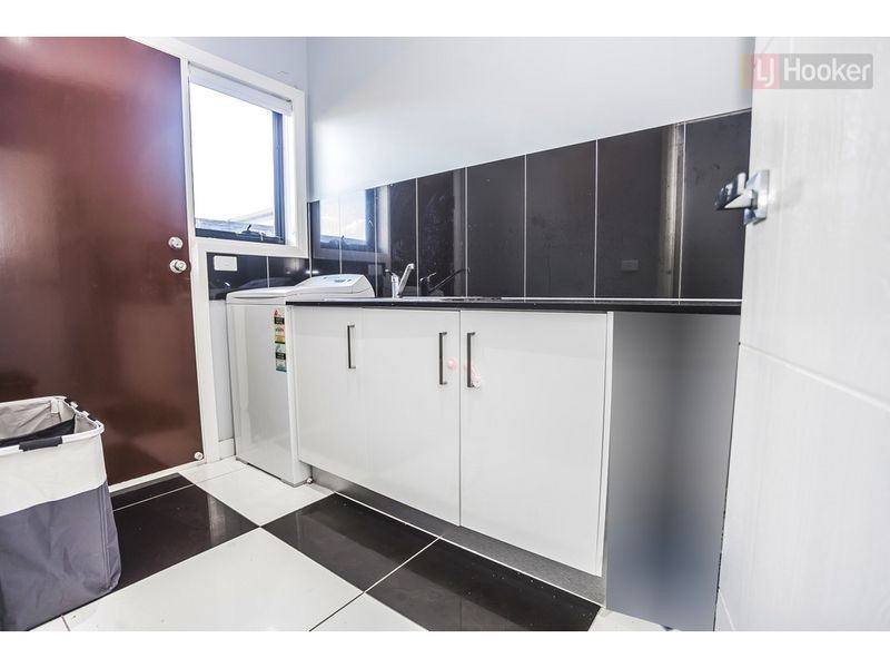 49 Rockwall Drive, Craigieburn VIC 3064