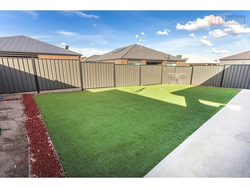 49 Rockwall Drive, Craigieburn VIC 3064