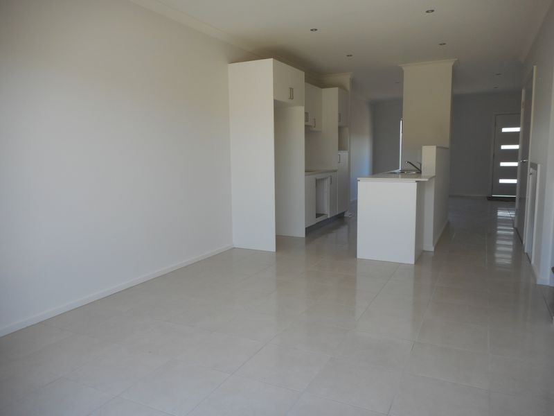 34 Penhall Drive, Craigieburn VIC 3064