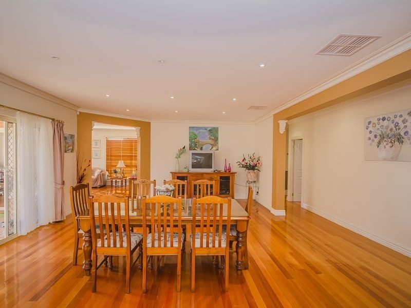 5 Ballymena Street, Greenvale VIC 3059