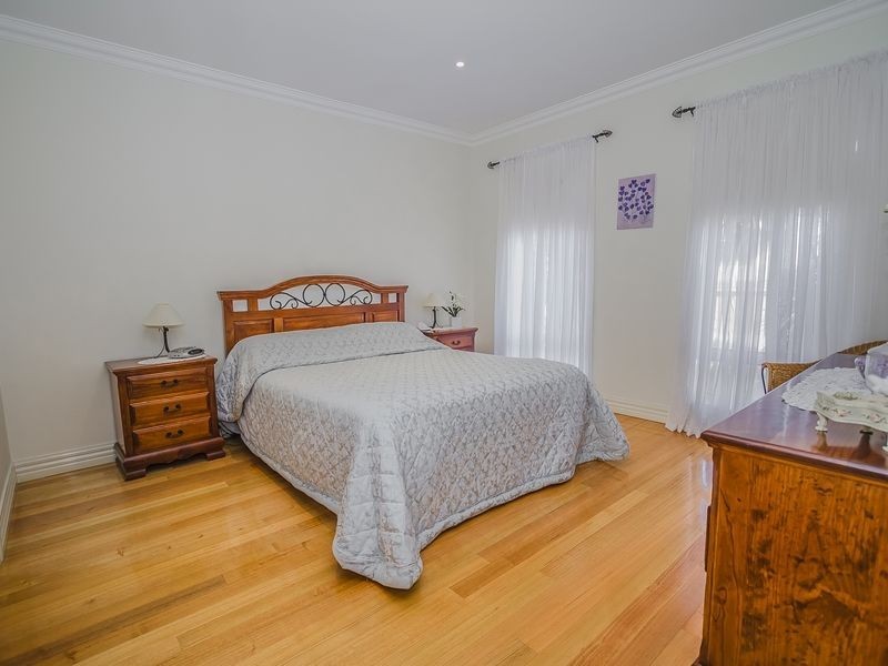 5 Ballymena Street, Greenvale VIC 3059