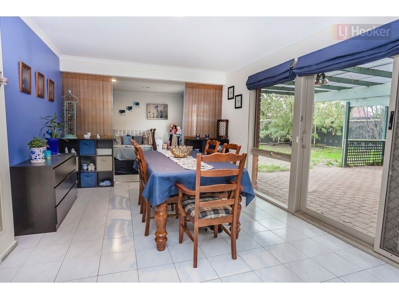 49 Dorchester Street, Craigieburn VIC 3064