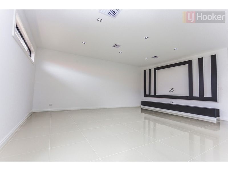 14 Gift Road, Craigieburn VIC 3064