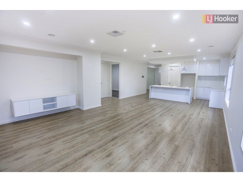 3 Lush Drive, Craigieburn VIC 3064