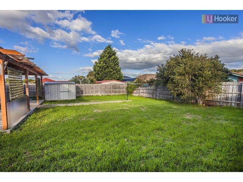 1 Rokeby Crescent, Craigieburn VIC 3064