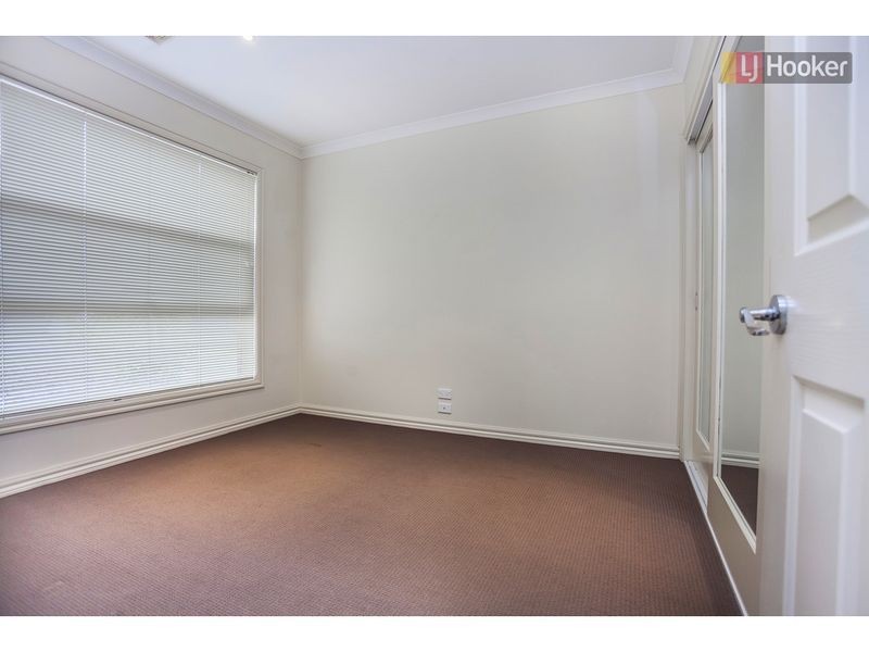 17 Serendip Crescent, Greenvale VIC 3059