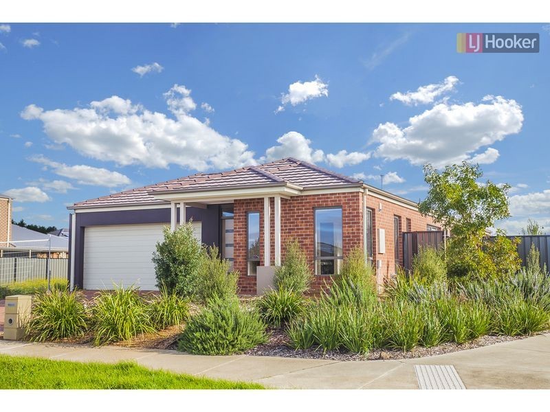 129 Newbury Blvd, Craigieburn VIC 3064